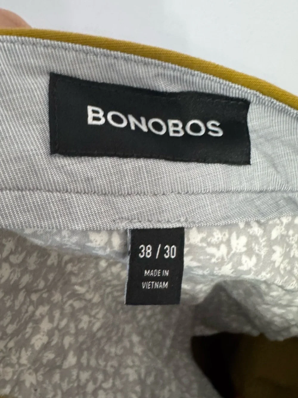 Bonobos The Chino 2.0 stretch zip pockets mustard size 38x30